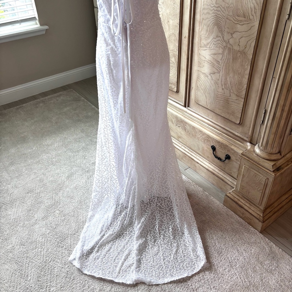 NEW, White Dress, Wedding Dress w Sequins, Detachable Train, NWOT, Size M/8 - Picture 13 of 15